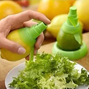 2PCS Citrus Fruit Lemon Orange Juicer Spray Salad Lime Mist Sprinkling Extractor